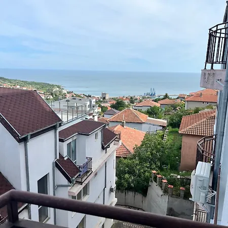 просторни анастасия -балчик с морска гледка Appartamento Balchik