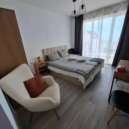 просторни анастасия -балчик с морска гледка Appartamento *